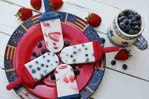 Healthy Snacks for Kids - Blueberries Strawberries Popsicles