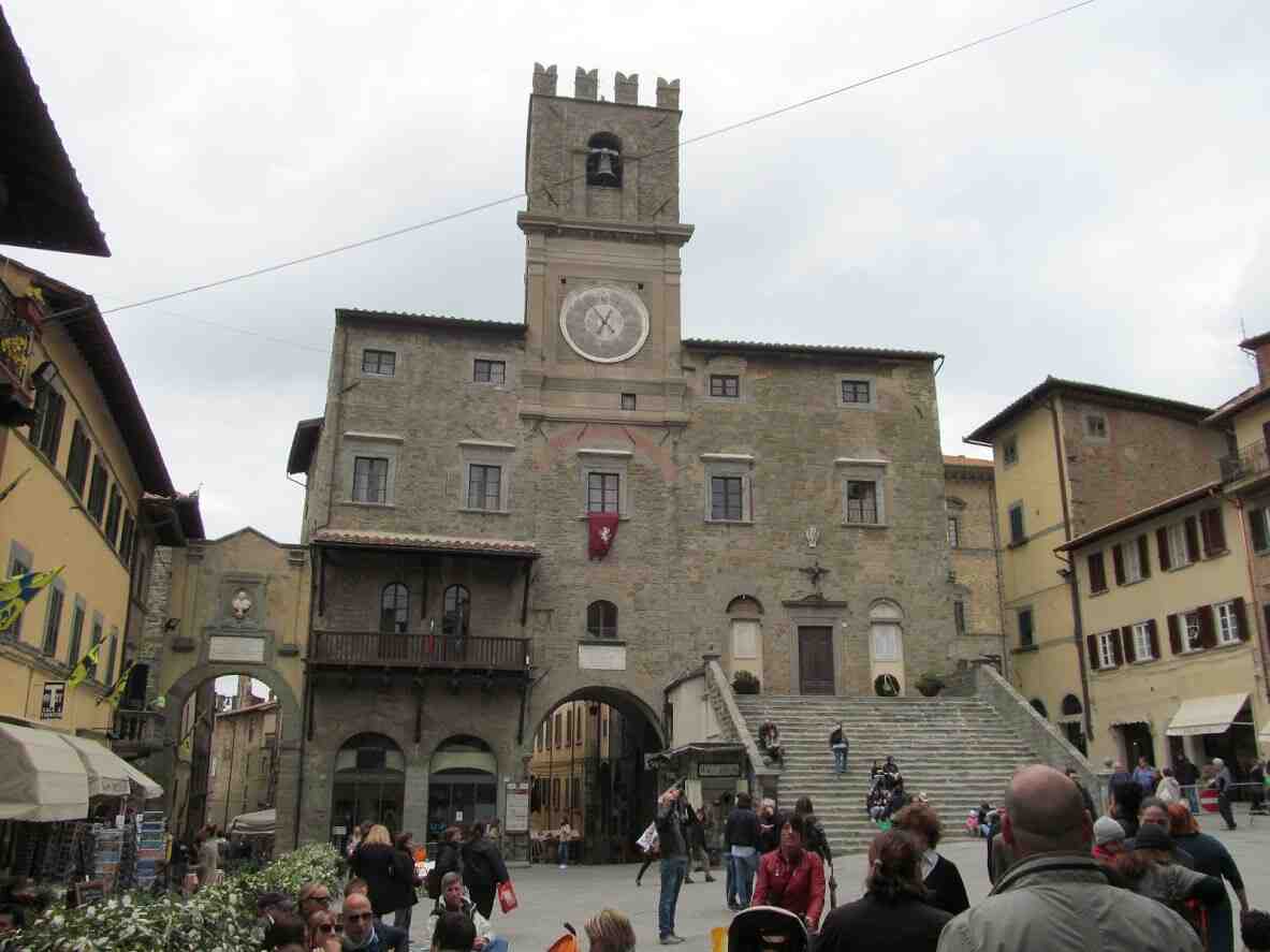 Piazza, della Repubblica, Cortona