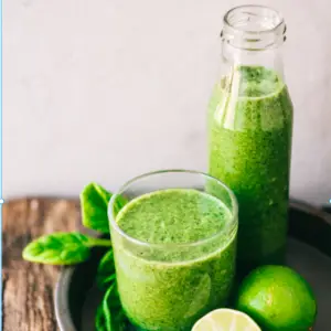 Smoothies and Juices for Breakfast
