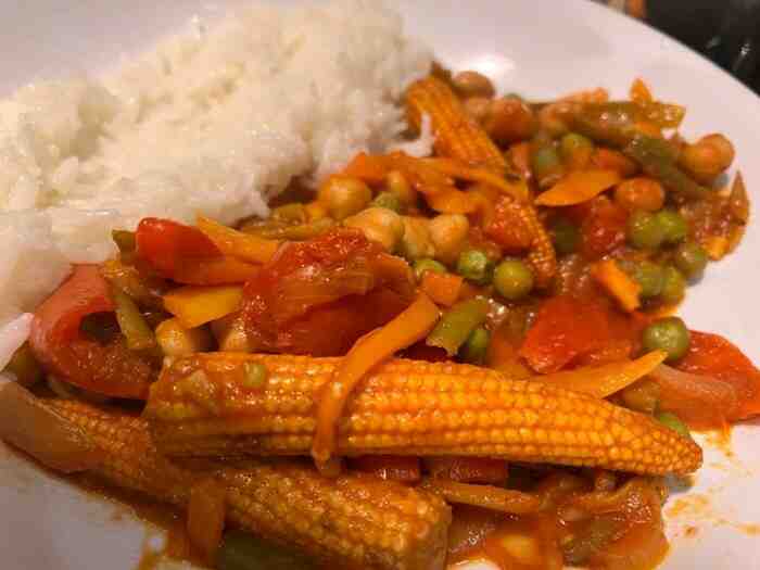 Chickpea & Tofu Vegan Jalfrezi Curry Recipe The Wellbeing Barista