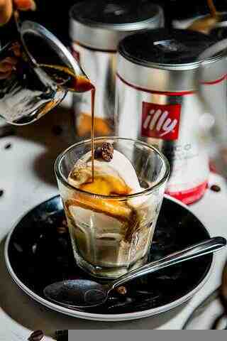 affogato al caffe