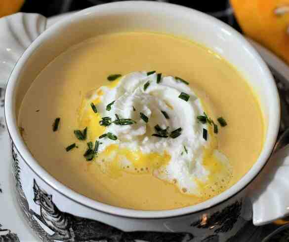 Mary Berry Celeriac Soup With Crispy Pancetta Poppy Seed Croutons