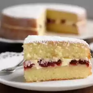 Mary Berry Genoise Sponge with Jam as Filling