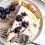 Italian crumble cheesecake with blueberries variation
